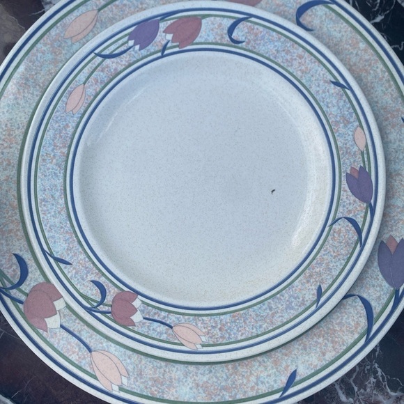 4pc Place Setting MIKASA Intaglio TROPICAL ISLAND CAC45 Dinner, Salad, Cup & Sau - Picture 6 of 13